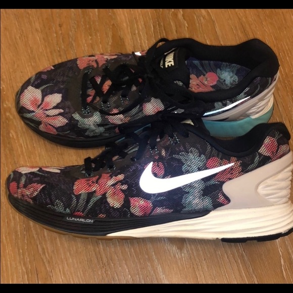 Floral Nike Lunarglide 6 Athletic Shoes - Picture 3 of 6